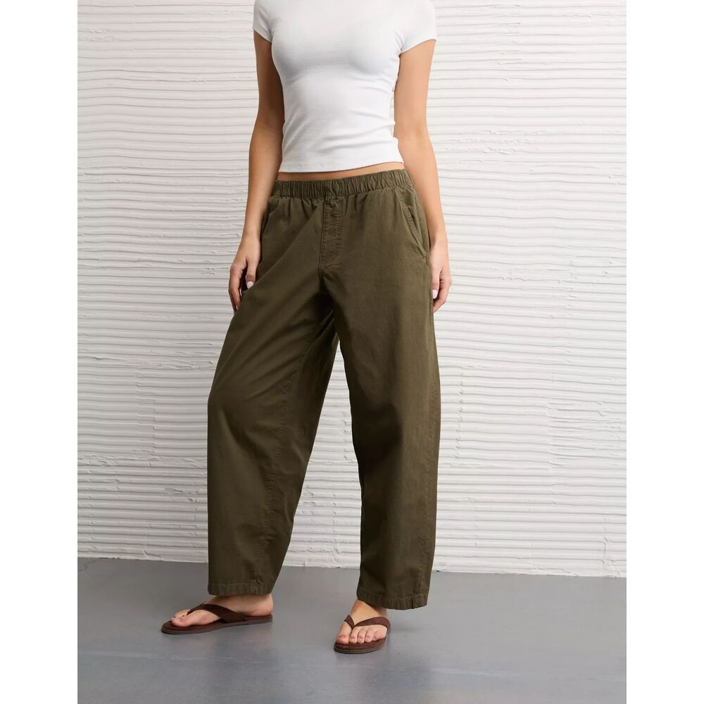 NWT AE Low-Rise Pull-On Barrel Pant Camper Green American Eagle XS